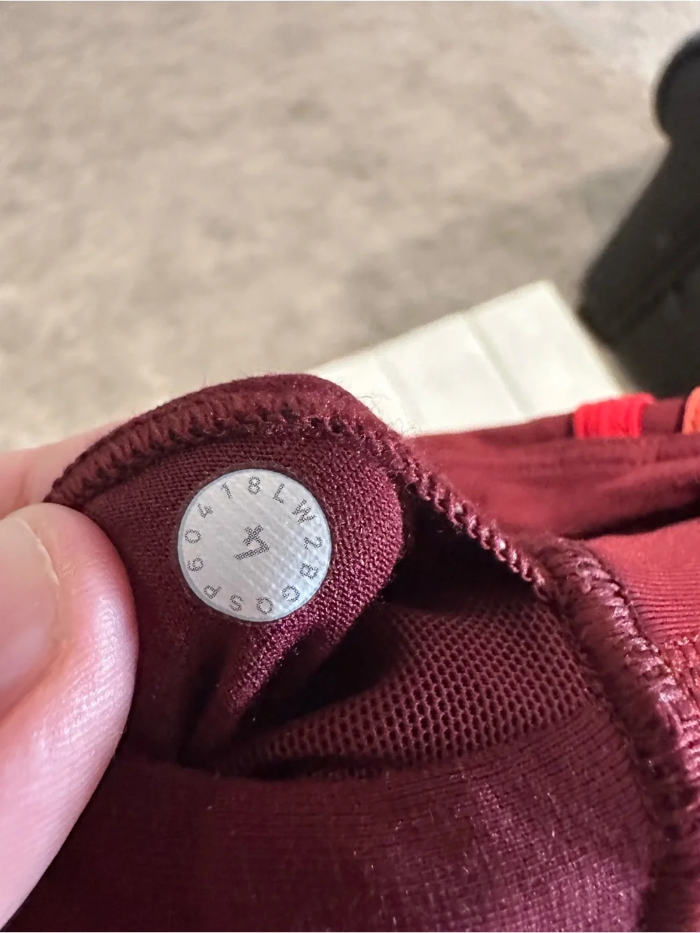 Lululemon Take A Hint Bra Womens Deep Rouge Side Stripe - Size 4